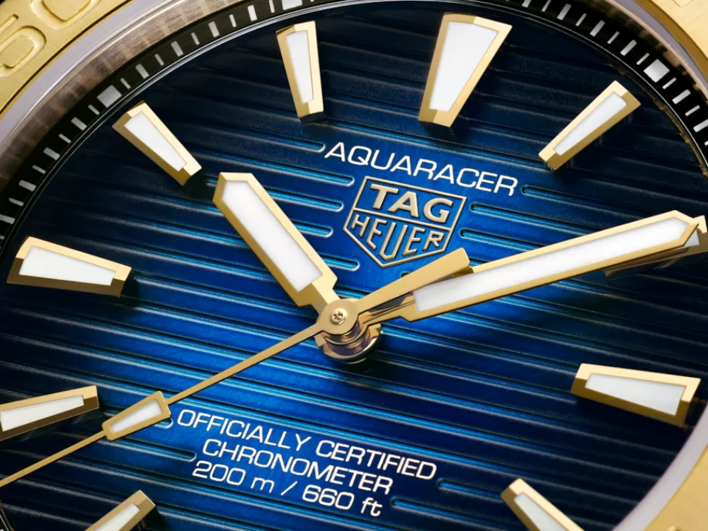 Aquaracer Professional 200 Date*TAG Heuer Shop