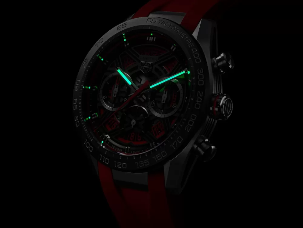 Carrera Chronograph Extreme Sport*TAG Heuer Shop